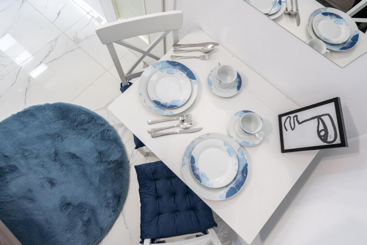 Blue-Line-Apartment-Unirii Bukarest Kültér fotó